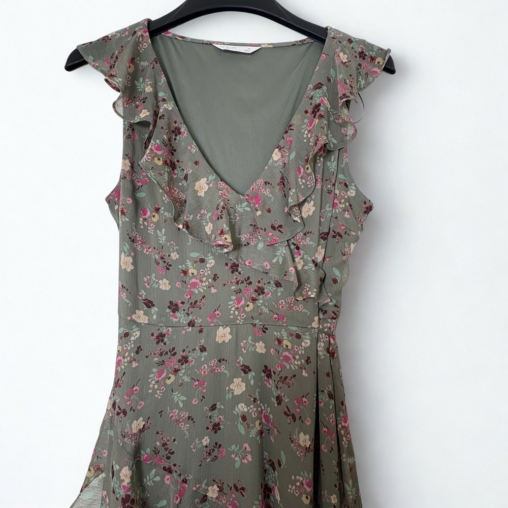 NWT LC Lauren Conrad Floral Asymmetrical Ruffle Maxi Dress Olive Size Medium - Picture 4 of 13